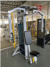 Butterfly High Chest Clamp Trainer